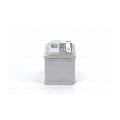 Аккумулятор автомобильный Bosch 63А Фото 1