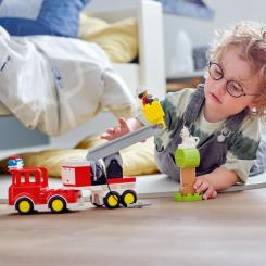 Конструктор LEGO DUPLO Town Пожежна машина 21 деталь Фото 2