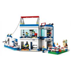 Конструктор LEGO City Полицейская академия 823 деталей Фото 5