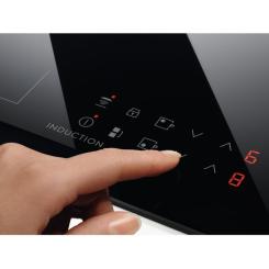 Варочная поверхность Electrolux CIR60430 Фото 3