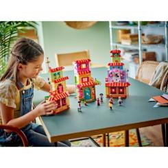 Конструктор LEGO Disney Волшебный дом Мадригал Фото 10