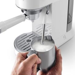 Рожковая кофеварка эспрессо DeLonghi EC 890.WI Фото 6