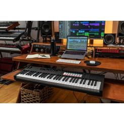 MIDI-клавиатура Novation Launchkey 61 MK4 Фото 10