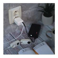 Зарядное устройство EMOS V02G20 1xUSB-A + 1xUSB-C PD20W GaN Фото 8