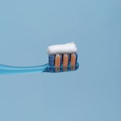 Зубная паста Fesco Ultra Whitening Отбеливание 100 мл Фото 5