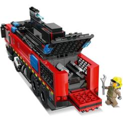 Конструктор LEGO City Пожежна вантажівка в аеропорту Фото 5