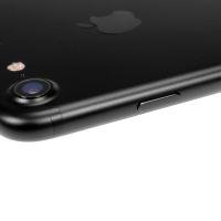 Мобильный телефон Apple iPhone 7 32GB Jet Black Фото 7