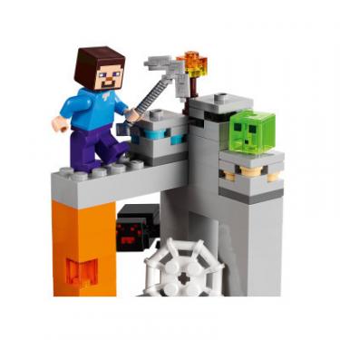 Конструктор LEGO Minecraft Заброшенная шахта Фото 5