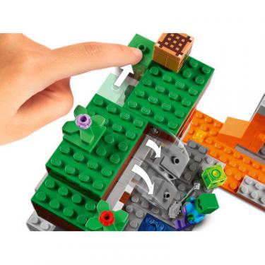 Конструктор LEGO Minecraft Заброшенная шахта Фото 6