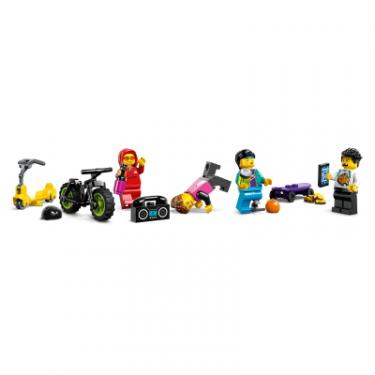 Конструктор LEGO City Вуличний скейтпарк 454 деталей Фото 8