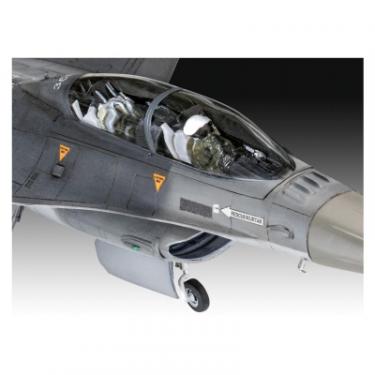 Сборная модель Revell Літак F-16D Tigermeet 2014 рівень 4, 172 Фото 4